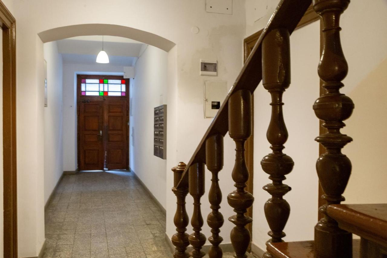 Shy But Shining! Lovely, Stylish & Fully Equipped. Apartman Krakkó Kültér fotó